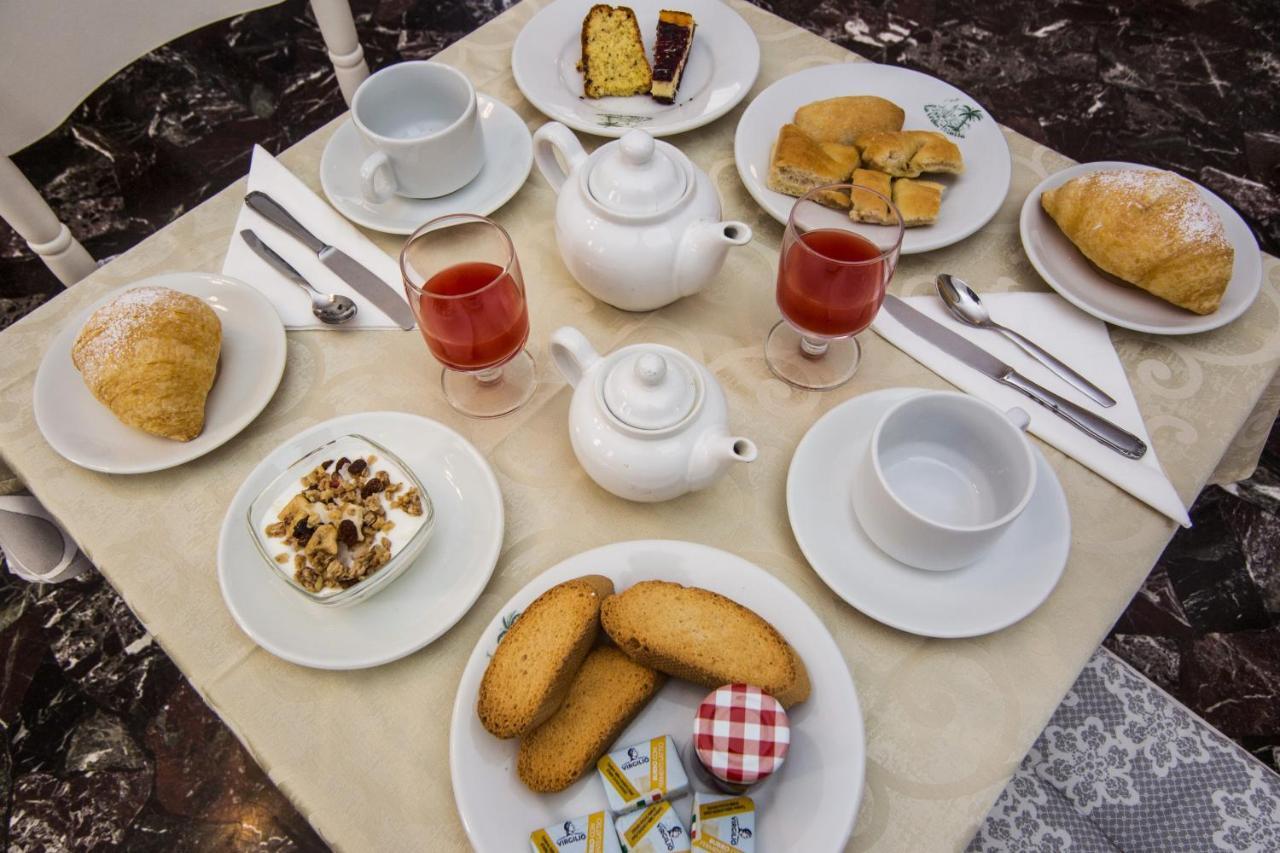 B&B Hotel Costa Azzurra 스포토르노 외부 사진