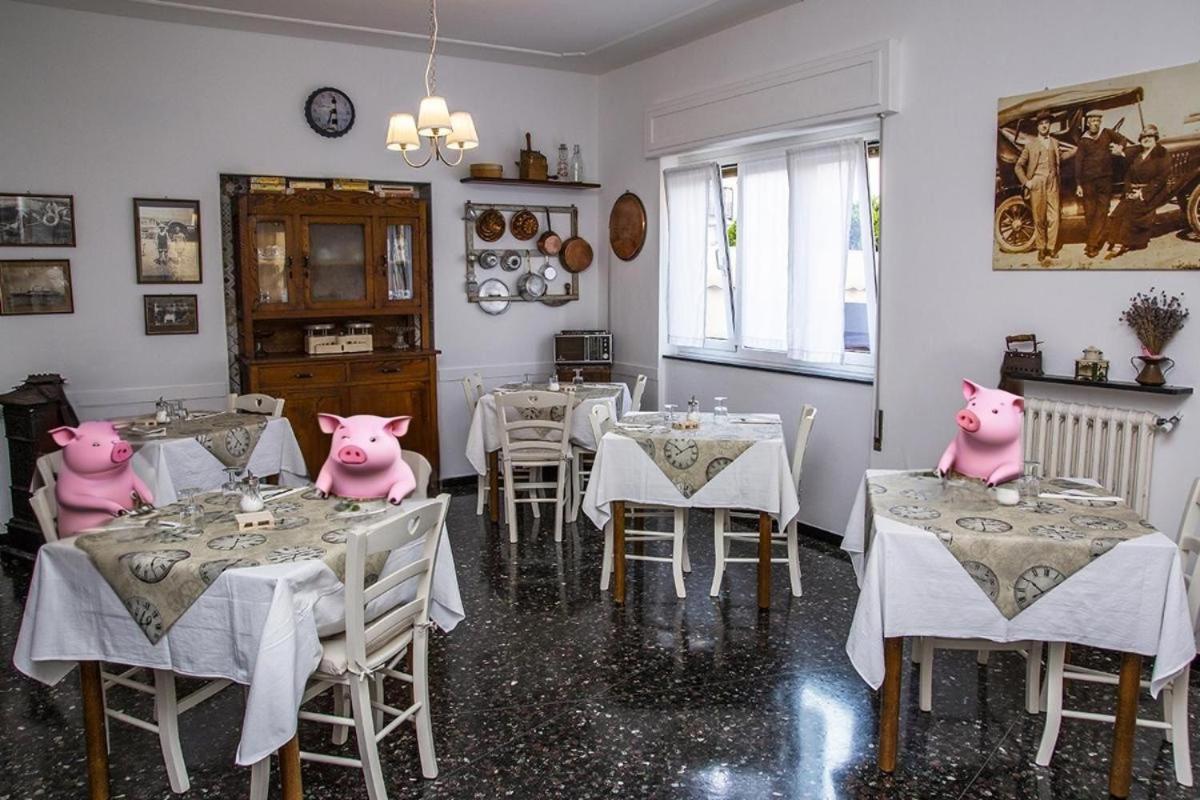 B&B Hotel Costa Azzurra 스포토르노 외부 사진